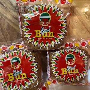 3 HTB 4.4 oz Spiced Buns