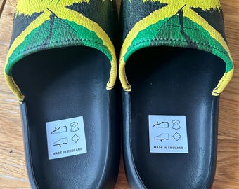 Unisex sliders with Jamaican flag art, comfortable durable footwear, EU sizes 36-45