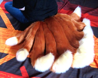 オレンジ色九尾狐 LABUBU　ふわふわ Zimomo 香甜なケーキ九尾の狐 LABUBU ふわふわ｜Yahoo!フリマ