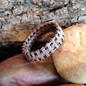 TUTORIAL Center Out Weaved Wire Ring, Wire weave beginner tutorial, Mens wire weave ring