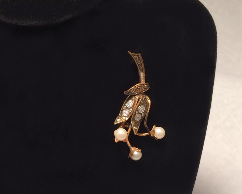 Damascene Pearl and metal Brooch marked Spain