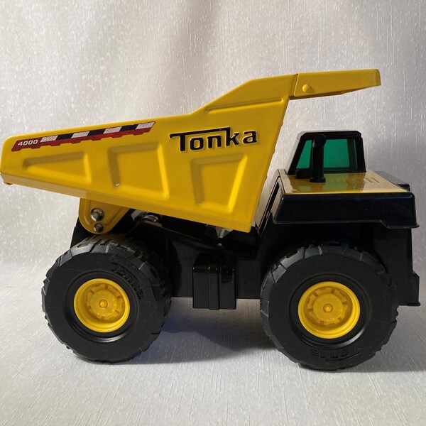 The Mighty Tonka Dump Truck  Free Shipping