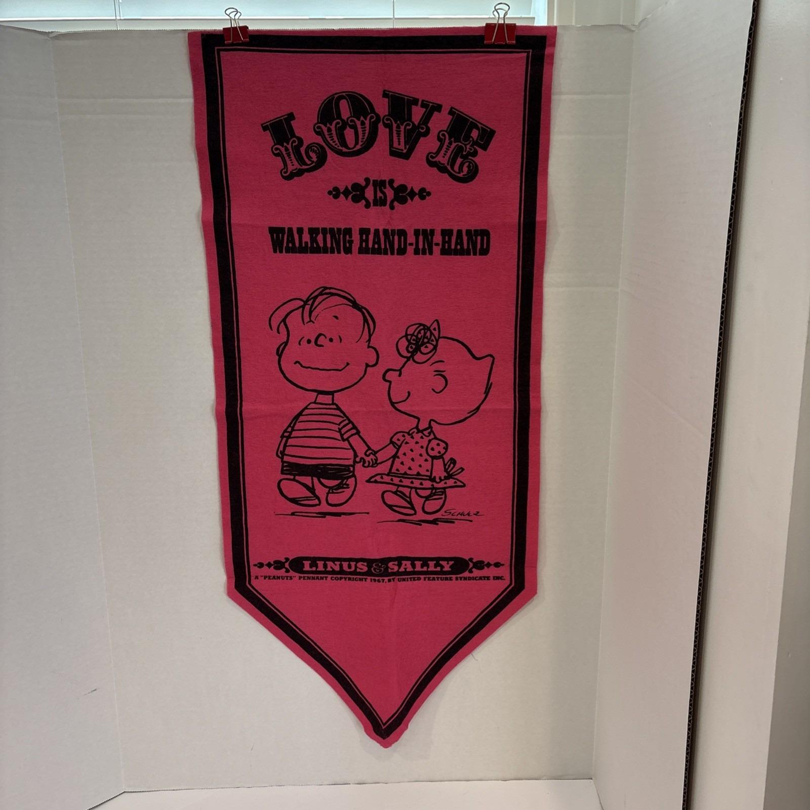 60s Vintage peanuts banner 【SNOOPY】 Vintage 60s 70s Peanuts Felt Banner Snoopy Sensible