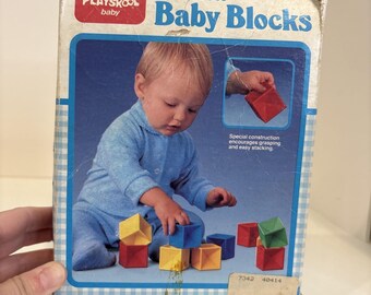 Vintage Playskool Plastic Blocks 1986 Playskool,Inc.