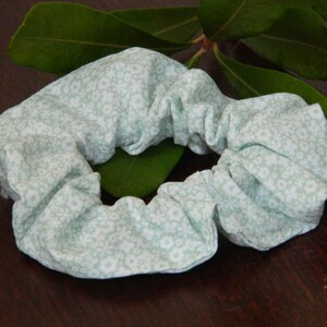 Light Teal Floral Scrunchy, Handmade Scrunchies, Cotton Scrunchies, Summer Scrunchies