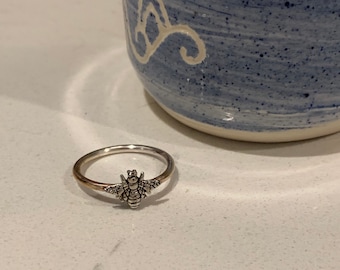 Bumblebee Ring