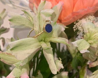 Simple Ring with Deep Blue Center