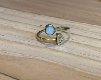 Delicate Sun and Moon Brass Ring