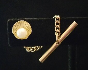 Vintage Hickok Seashell Tie Tack with Chain (G-TI-103)ch