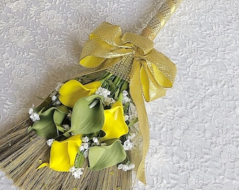 Wedding Broom For Jumping, Choose Your Colors, Customized Broom, Choose Your Flowers, Sage Green and Yellow, Gold Ribbon, Calla Lilies