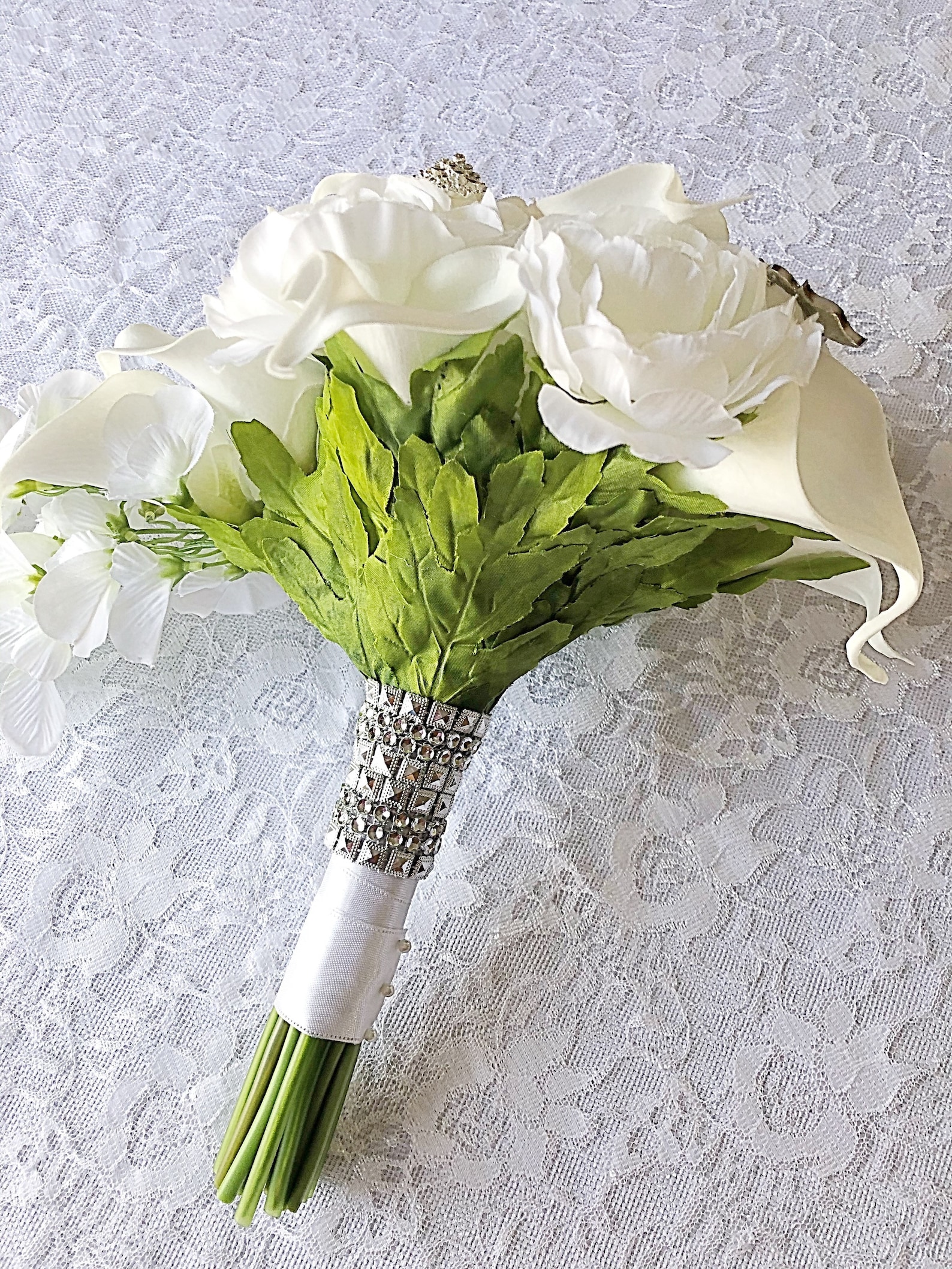 Bridal White Brooch Bouquet Wisteria Bouquet Cascading Rose Etsy