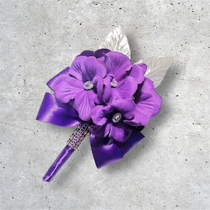 African Violet Corsage, Sorority Pin, Purple Corsage, Plum Corsage Pin, Lavendar Flower, Ceremony Corsage, DST Gift, Sisterhood month