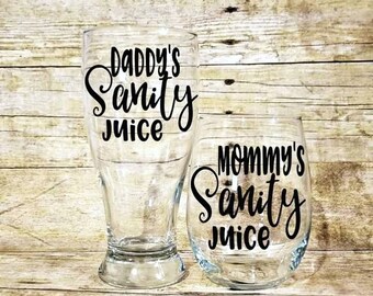 Funny Mommy & Daddy Juice Glasses: New Parent Gift Set