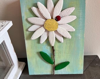 Daisy Wooden Shelf Sitter