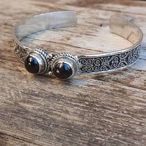 Vintage Black onyx Filigree Cuff Bangle, 925 sterling silver , Gothic Bangle