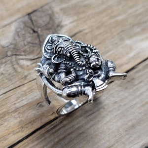 Lord Ganesh large ring, 925 sterling silver ring, elephant headed hindu god, unisex ring, meditation ring