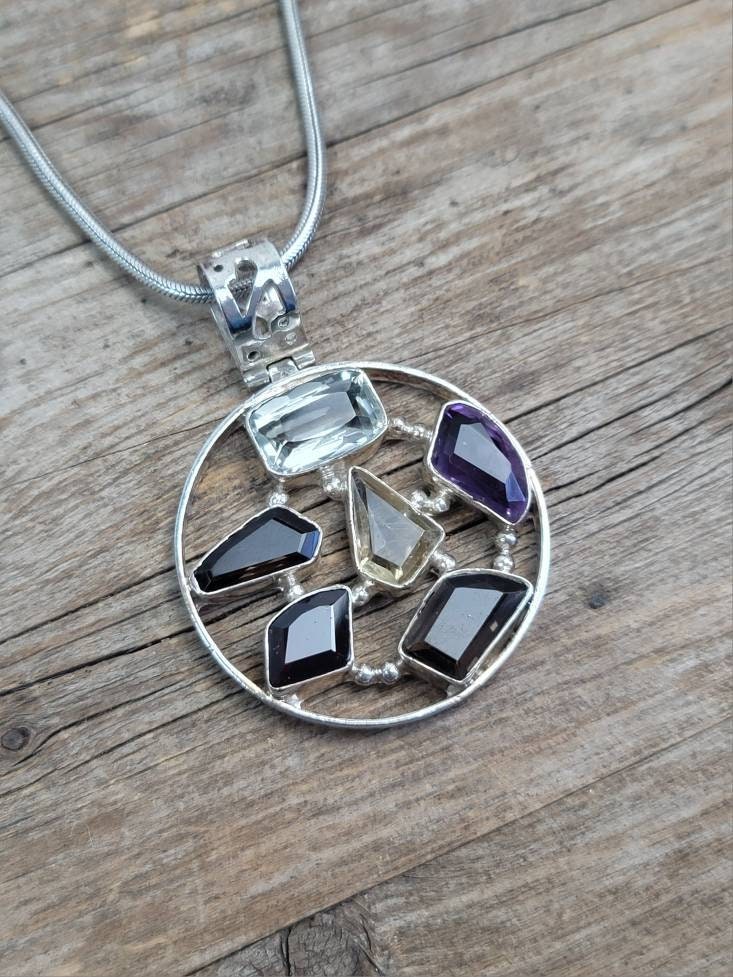Multi stone round Pendant, 925 sterling silver pendant, Amethyst, Green Amethyst, Lemon topaz, garnet pendant, women pendant, gift for her