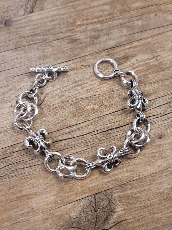 Fleur de lis bracelet deals