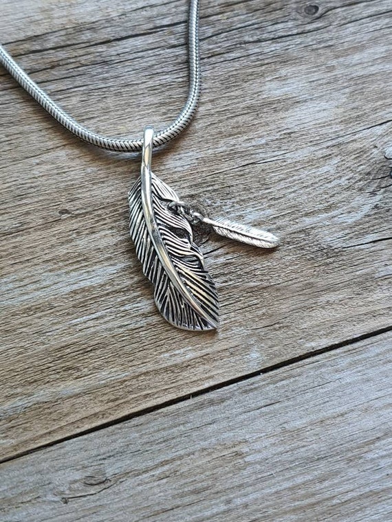 EAGLE FEATHER BLACK CUBIC ZIRCONIA 925 STERLING SILVER TRIBAL PENDANT tan-001 