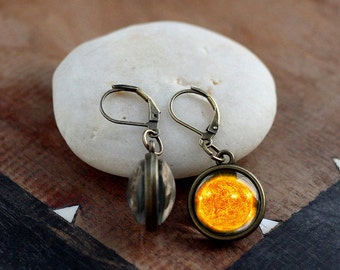 Sun dangle earrings, Sun drop earrings, double sided sun earrings, tiny planet drop earrings, Space Astronomy Jewelry, Galaxy Earrings