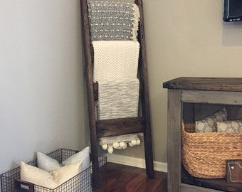 Rustic Blanket Ladder Rustic Blanket Ladder