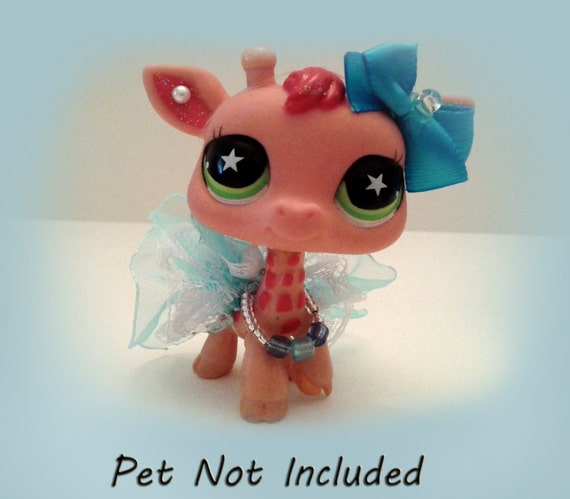 pet not included Littlest Pet Shop Clothes /& Accessories LPS outfit Lot #56