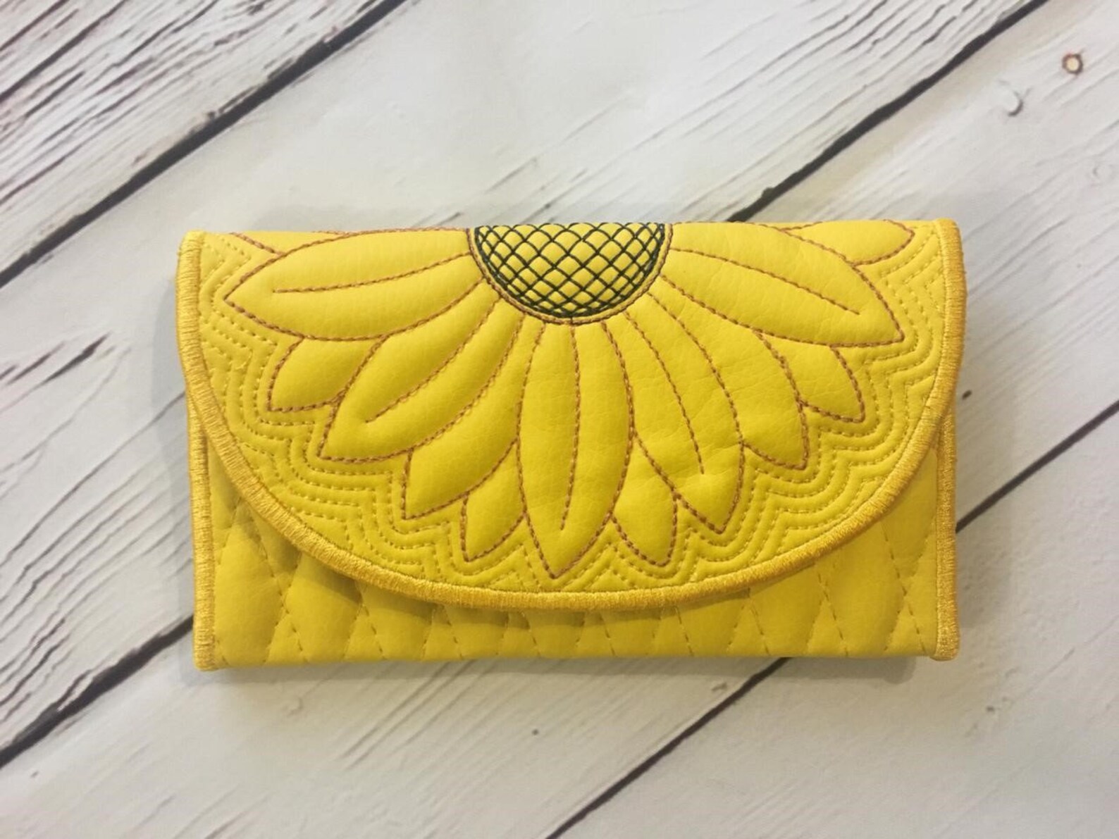 Flower Wallet Machine embroidery designs. In the Hoop purse Etsy