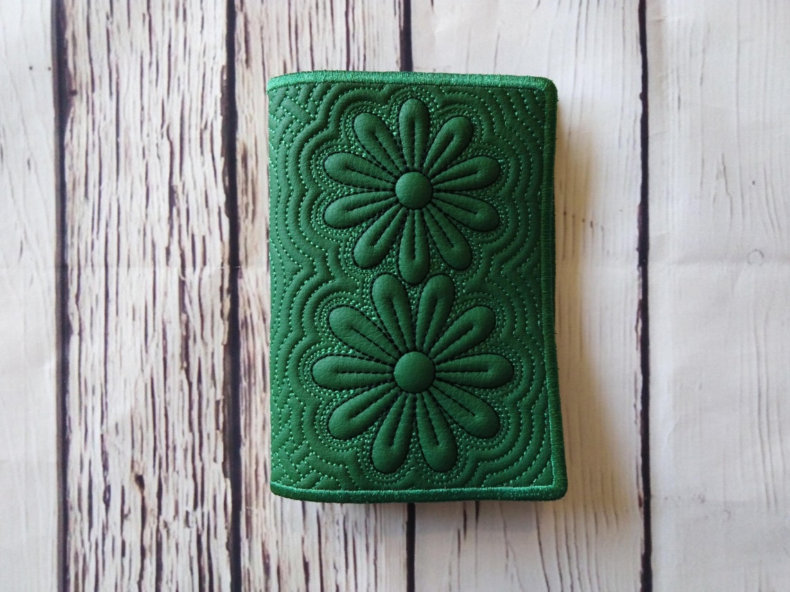 Machine jessecmault designs trapunto passport cover in the hoop  etsy