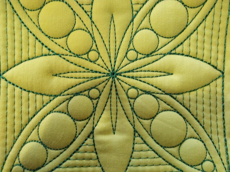 Machine embroidery designs trapunto Quilt block quilt by the Etsy