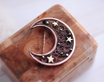 Handcrafted filigree copper moon brooch with stars - Handmade celestial womens jewellery accessories Filigree jewelry pin