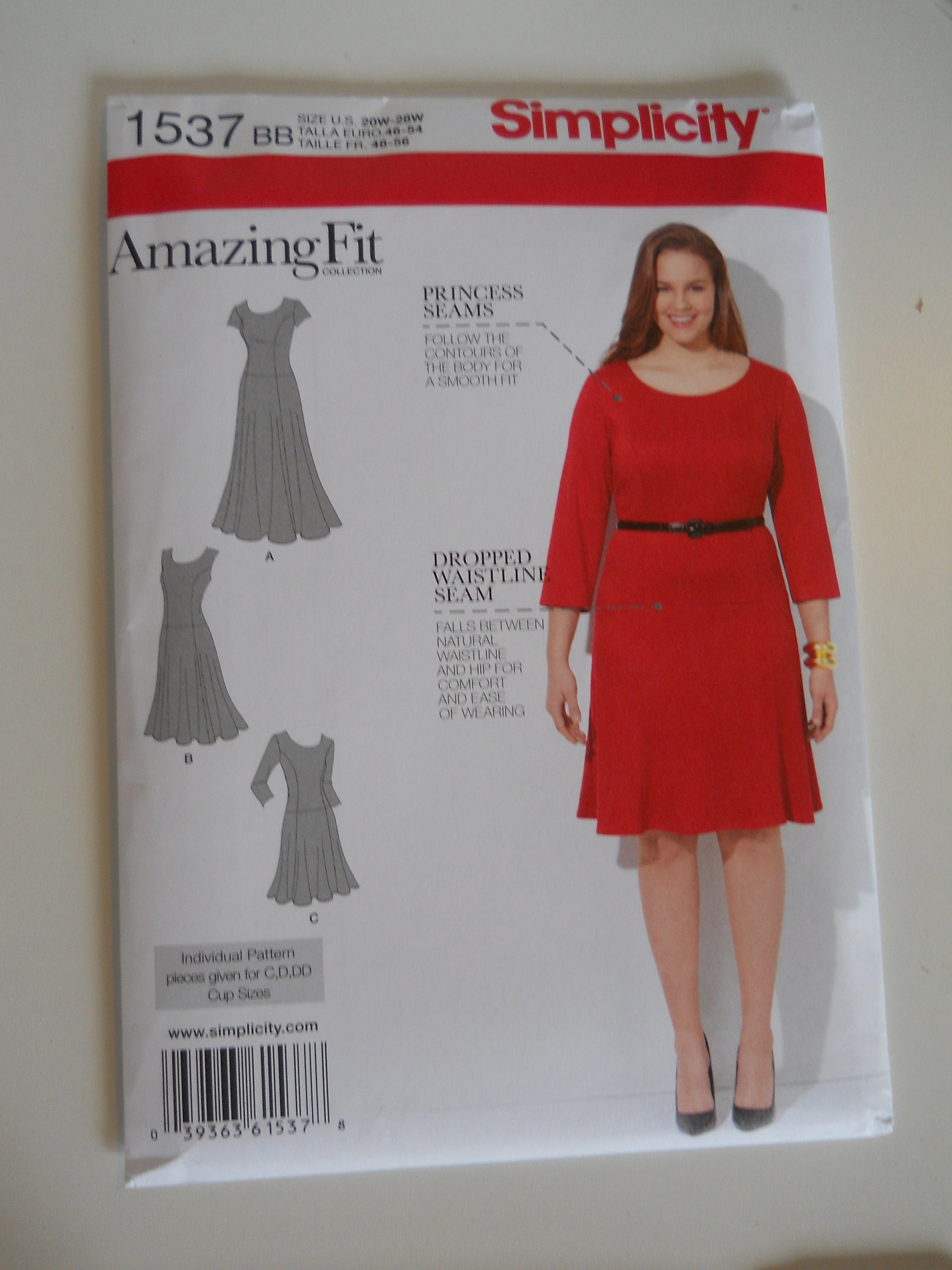 Amazing Fit Princess Seam Dress Simplicity 1537 AA 10-18 or BB 20W-28W New  Sewing Pattern Drop Waist, B, C, D Cup Size Pattern Pieces -  Norway