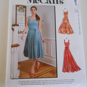 Knit Very Easy Sundress McCall's M8215KK (26W-32W) New Sewing Pattern Sleeveless Dress, Slit, Full Twirly Skirt, Sweetheart Neckline