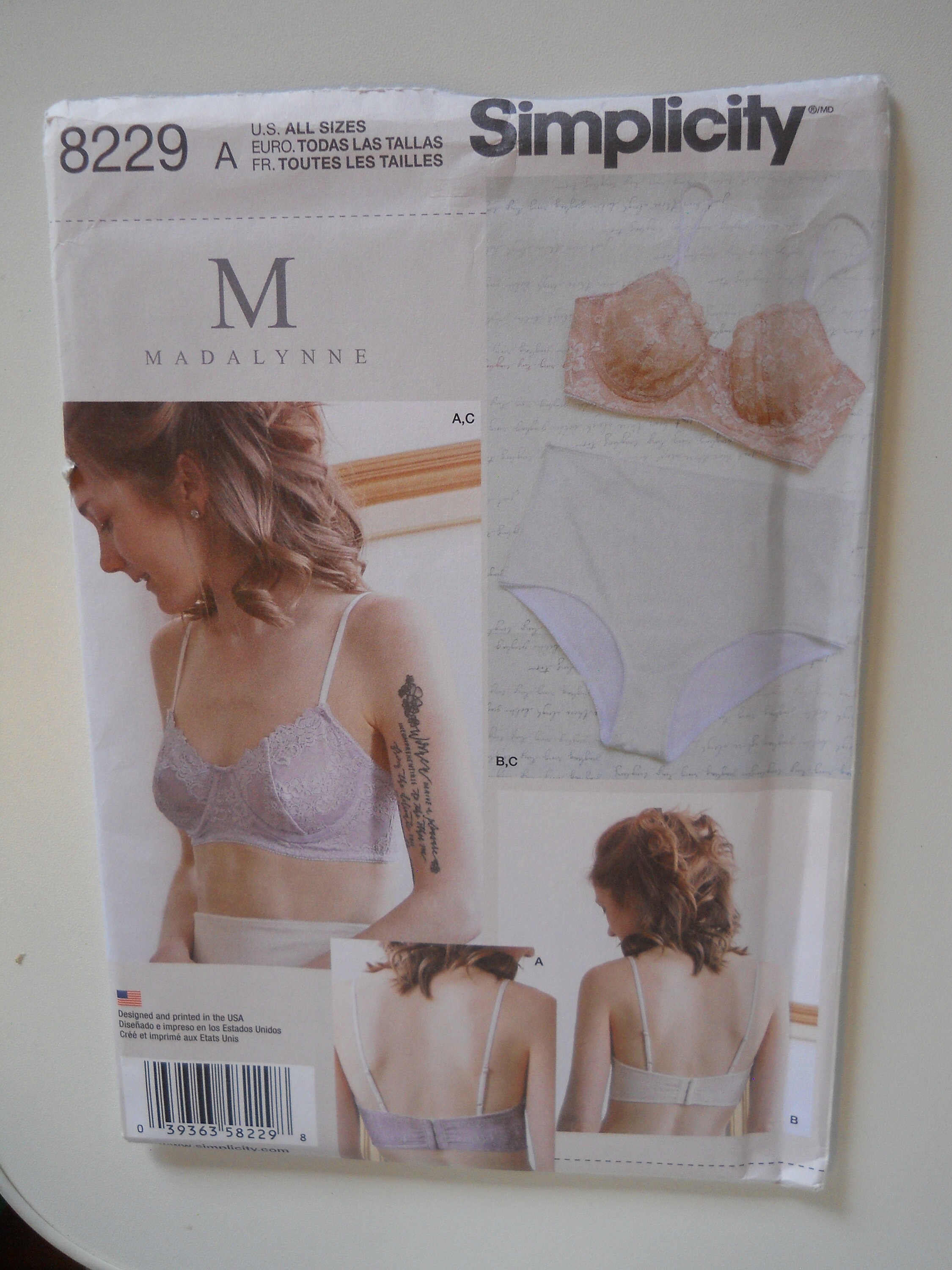 Simplicity Pattern 8229 Misses' Underwire Bras and Panties by Madalynne,  Size 32A - 42DD / XS-XL