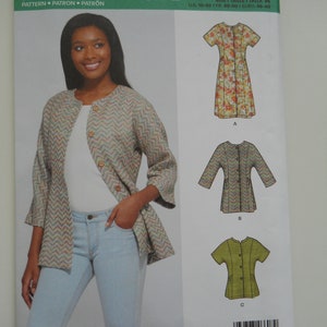 May include: A sewing pattern for a jacket and two dresses. The pattern is for sizes US 10-22, FR 38-50, and Euro 36-40. The pattern is called Newlook N6607.