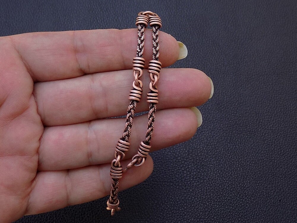 Chain Links Bracelet , Handcrafted Twisted Braided Wire
