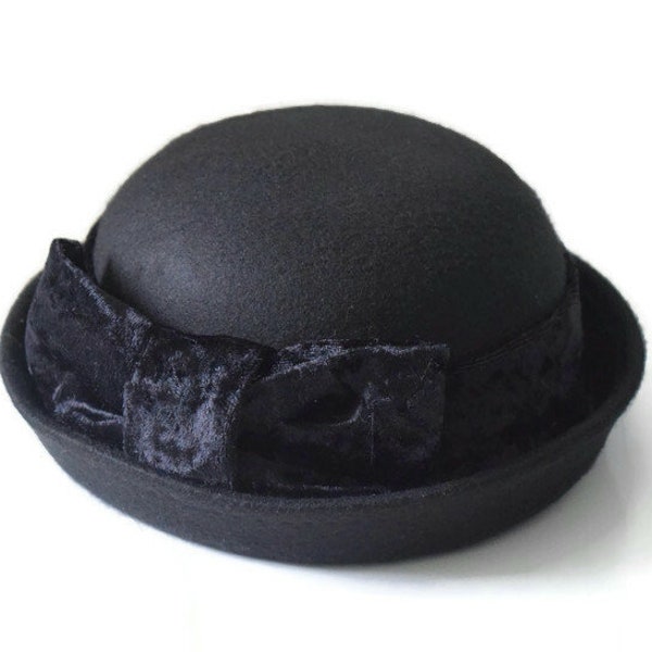 JANEY Black Childs Girls Felt Bowler Hat with crushed velvet trim and big bow - size to fit Age 2, 3, 4, 5 (2-5 years) Winter