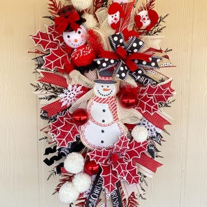 Christmas Swag Wreath, Snowman Wreath, Snowman Swag Wreath, Smowman Swag, Beige Christmas Wreath, Red Christmas Swag, Snowman Door Decor