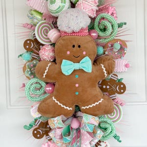 Rosa Lebkuchen-Kranz, Pastell-Lebkuchen-Kranz, Rosa Lebkuchenmann-Kranz, Pastell-Weihnachtskranz, Weihnachtsgirlande, Rosa Lebkuchen