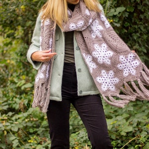 Stellar snowflake scarf crochet pattern, crochet scarf, crochet shawl, PDF crochet pattern, winter crochet pattern image 7