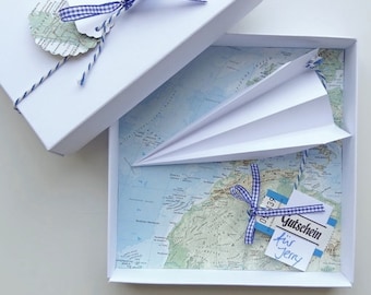 Geldgeschenk-Verpackung Reise Gutschein Flugzeug, Geburtstag Hochzeit Geschenk Geld schenken Landkarte Hochzeitsreise schnurzpieps Karte