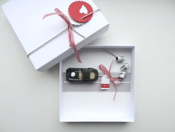 Money Gift Packaging for Wedding: Car train Red, Wedding Gift Money Gifts  Money Packing Groom Bride Gift Schnurzpieps 
