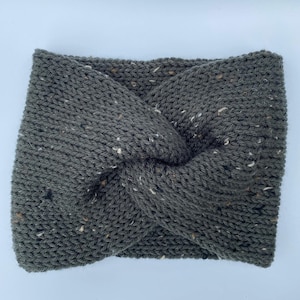 Green Tweed ear warmer, Knit twist ear warmer, Knit headband, Wide ear warmer, Twist ear warmer headband, Messy bun ear warmer headband