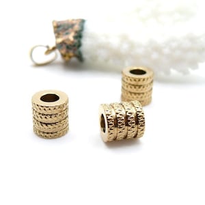 H11Q33606G Set med 4 pärlor, separatorer, kolumndistanser 8 mm, stort hål 4 mm – rostfritt stål med 18K guldfinish, jonplätering