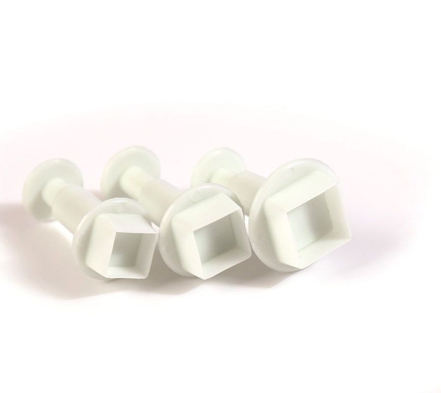 Lot de 3 Mini Emporte Pièces Poussoir Forme Carré Graine Créative Dtm 265132