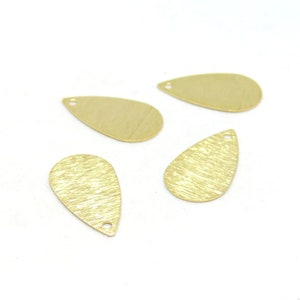 HY00327G Set mit 5 gerippten Tropfenanhängern 10 x 18 mm Messing, vergoldet mit 24 Karat Feingold