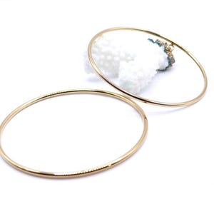 H11N03302G – Set of 1 Bangle Bracelet, Full Ring, 60 x 2 mm – 304 Stainless Steel – 18K Gold Plated, Ionic (IP) Plating
