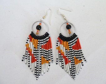 Earrings with beaded fringes tones red yellow black and steel ring, inspired boho boho chic