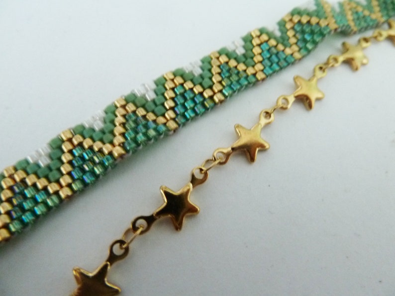 duo armband geweven groen en sterren in goudkleurig staal, boho chic met miyuki parels goudgroen, chique combo afbeelding 5
