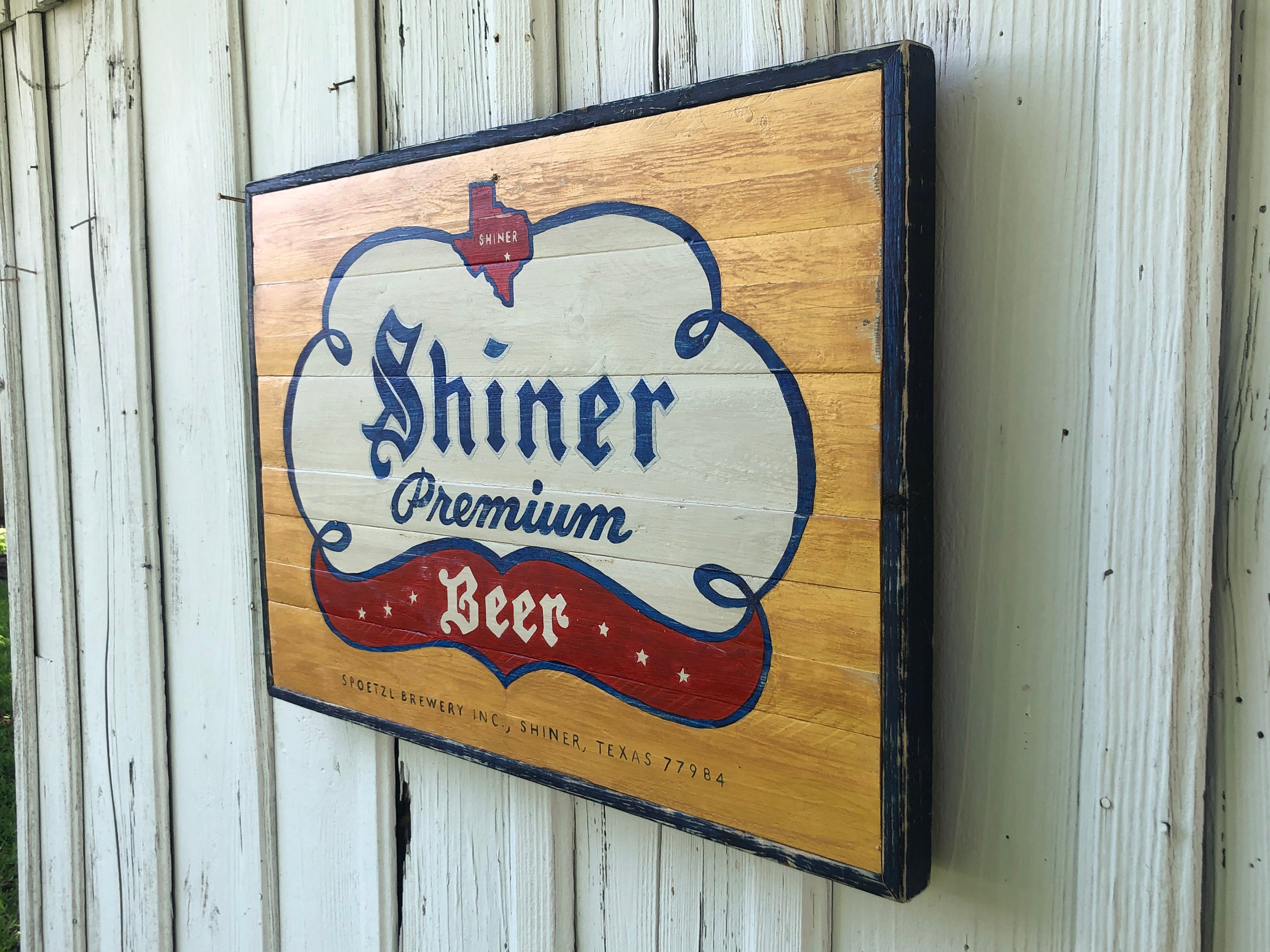 Shiner Bockクラフトビール看板縦長さ　79　横　49.5 Shiner Bock Beer 2-piece Hanging Cardboard Sign Shiner, Tx