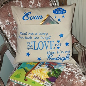 Personalized Reading Cushion Cover: Kids Book Pocket, Nursery Decor bild 9